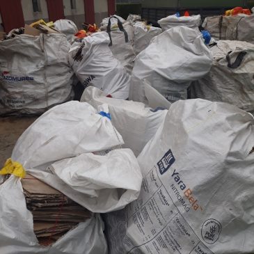 7 370 kg makulatury zebranych i przekazanych do recyklingu przez  Stowarzyszenie „EKOklub”, czyli wyniki gminnego turnieju ekologicznego